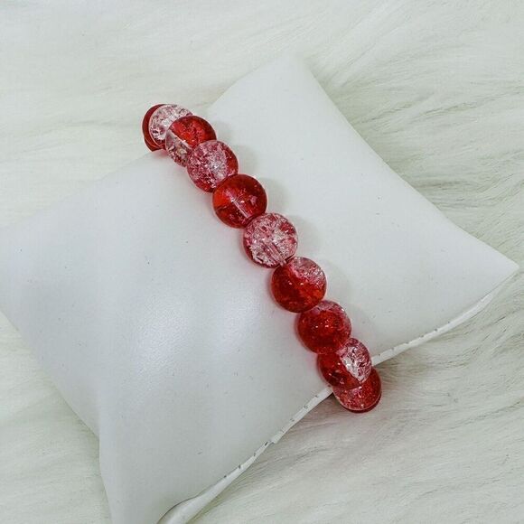 Gradient Red Apple Beaded Bracelet - Picture 1 of 6